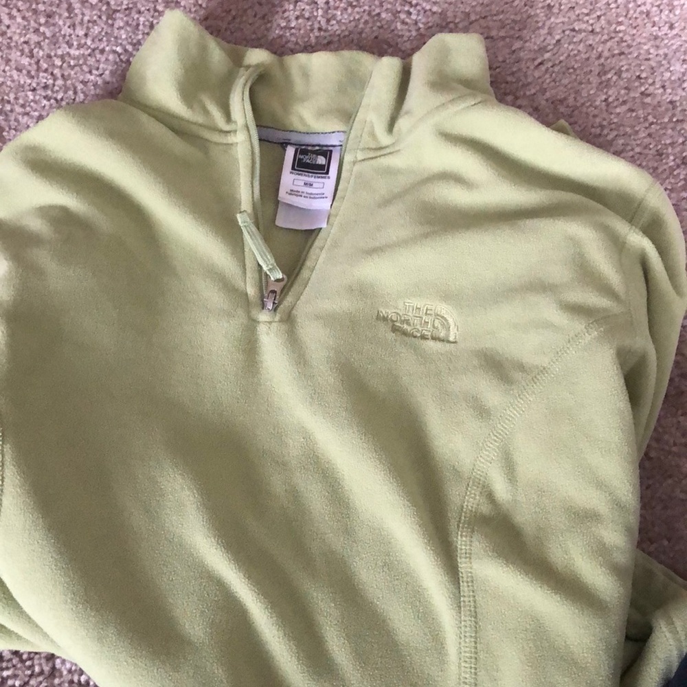 Green Pullover Northface Sweater